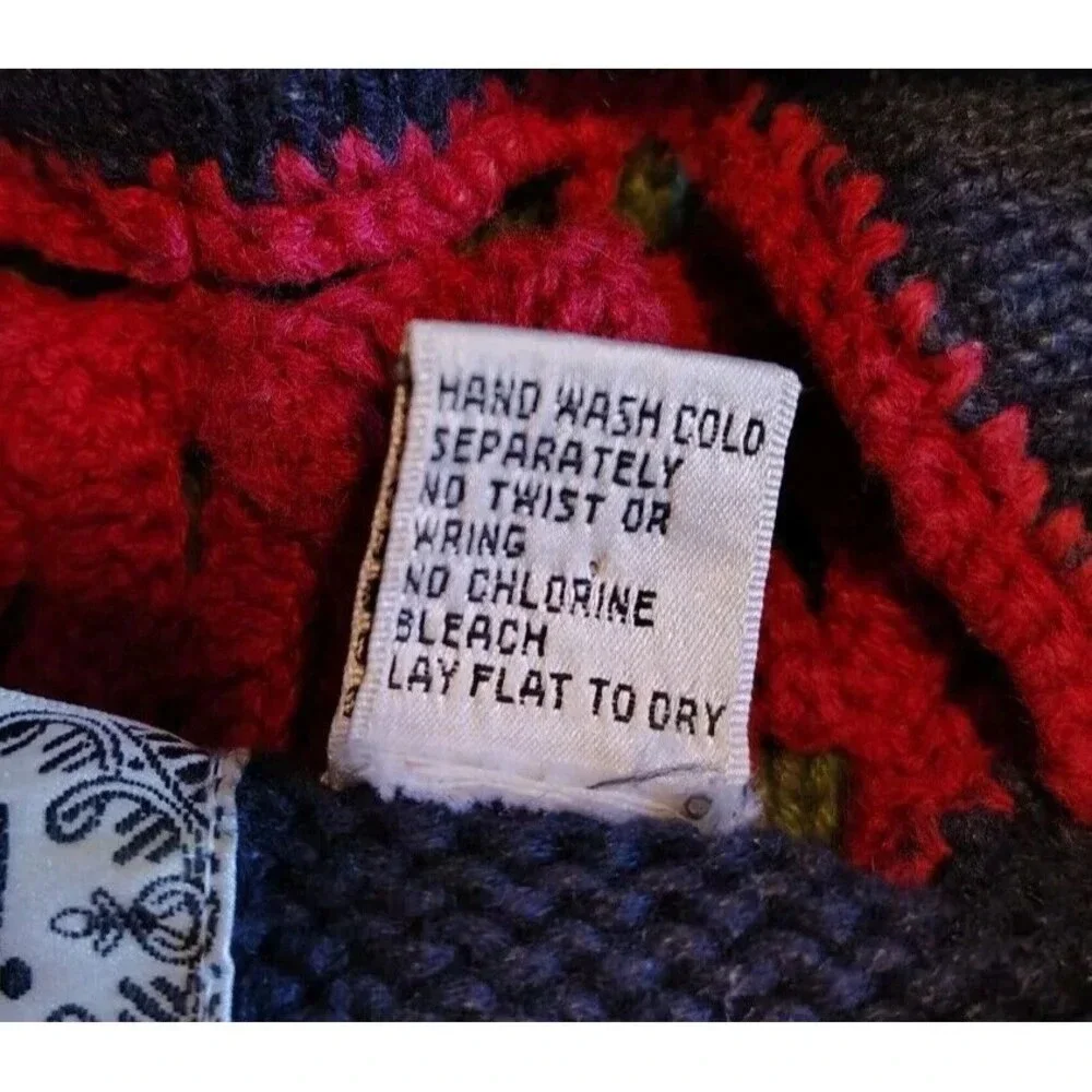 Vtg Boho LARGE Folk Art Knit Sweater Floral Cottage Crochet Trim Artsy Scandi - Picture 8 of 8